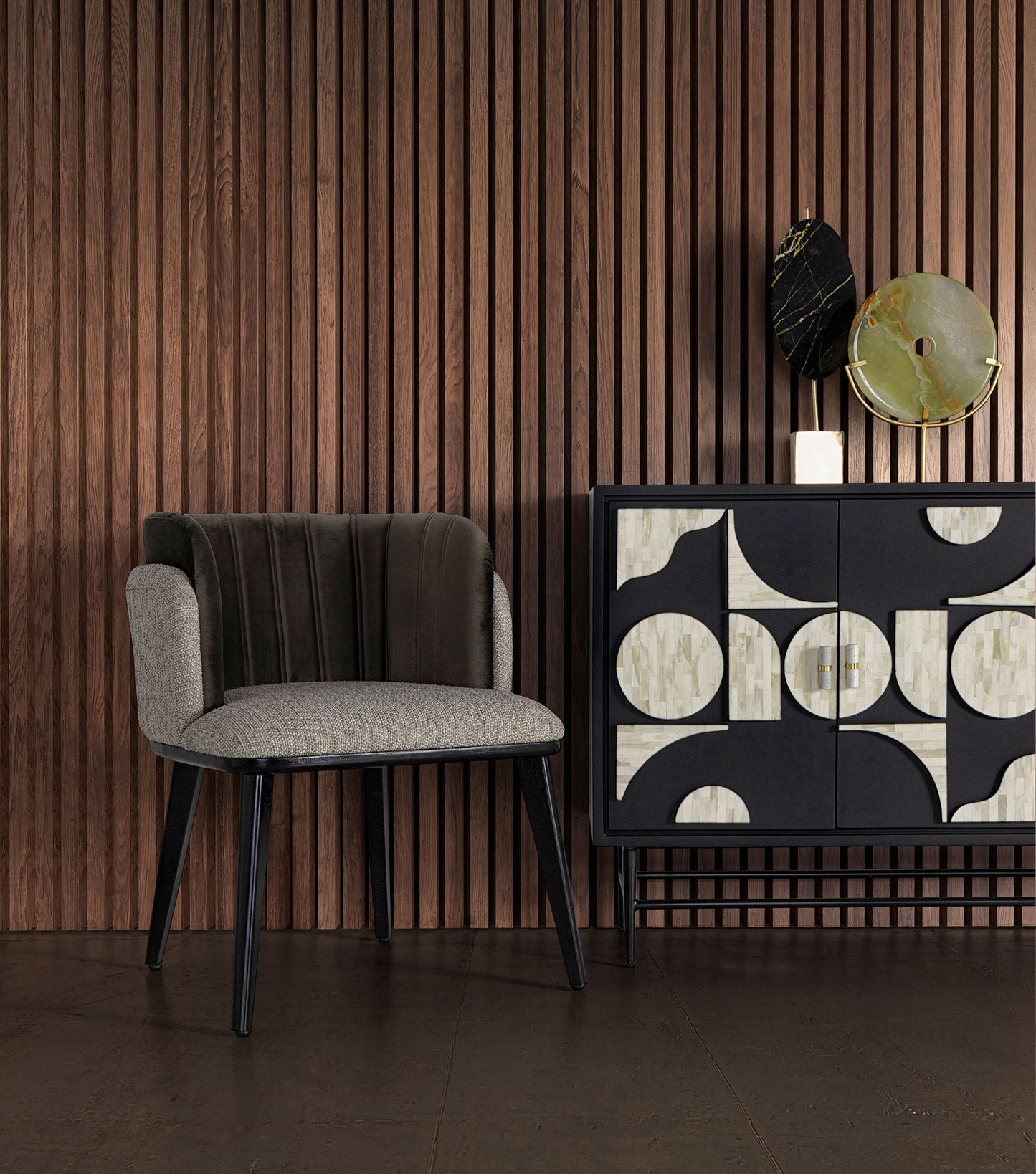 CHAISE LABEGE