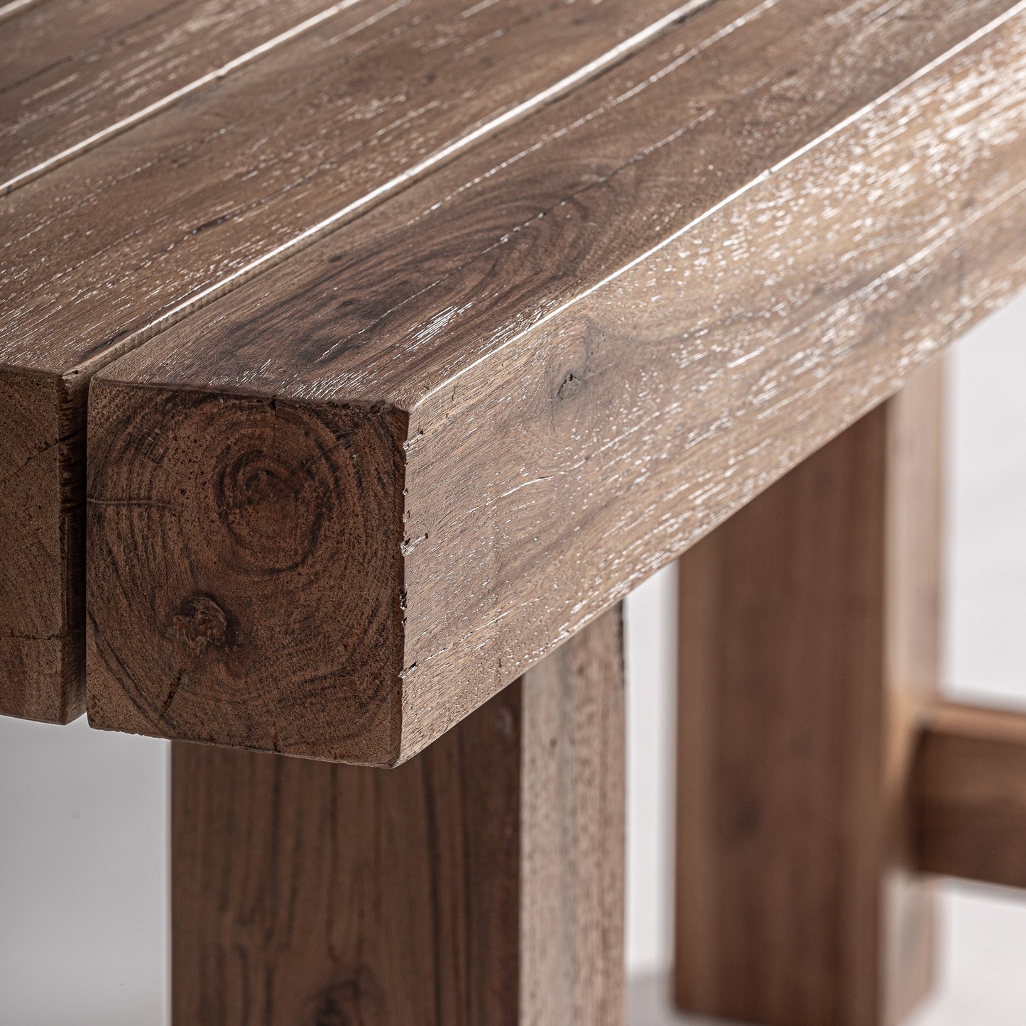 MESA COMEDOR RIOM