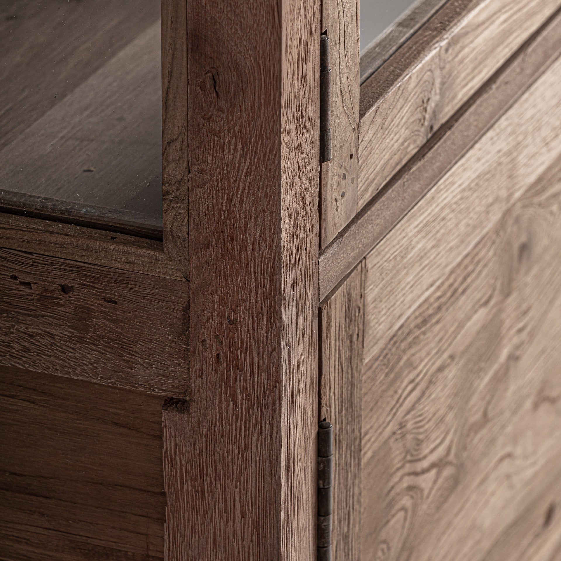 VITRINA HELMOND - imagen 4